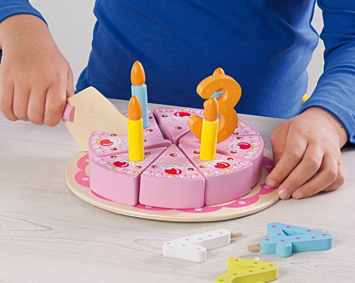 Игровой набор - Праздничный торт, 18 предметов  